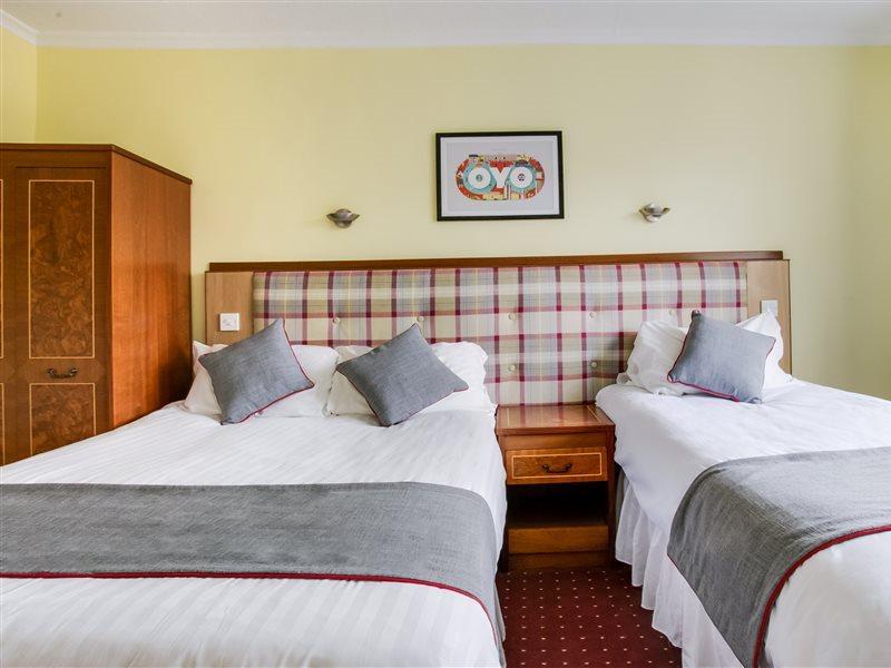 Oyo Glenpark Hotel, Ayr Central Екстериор снимка
