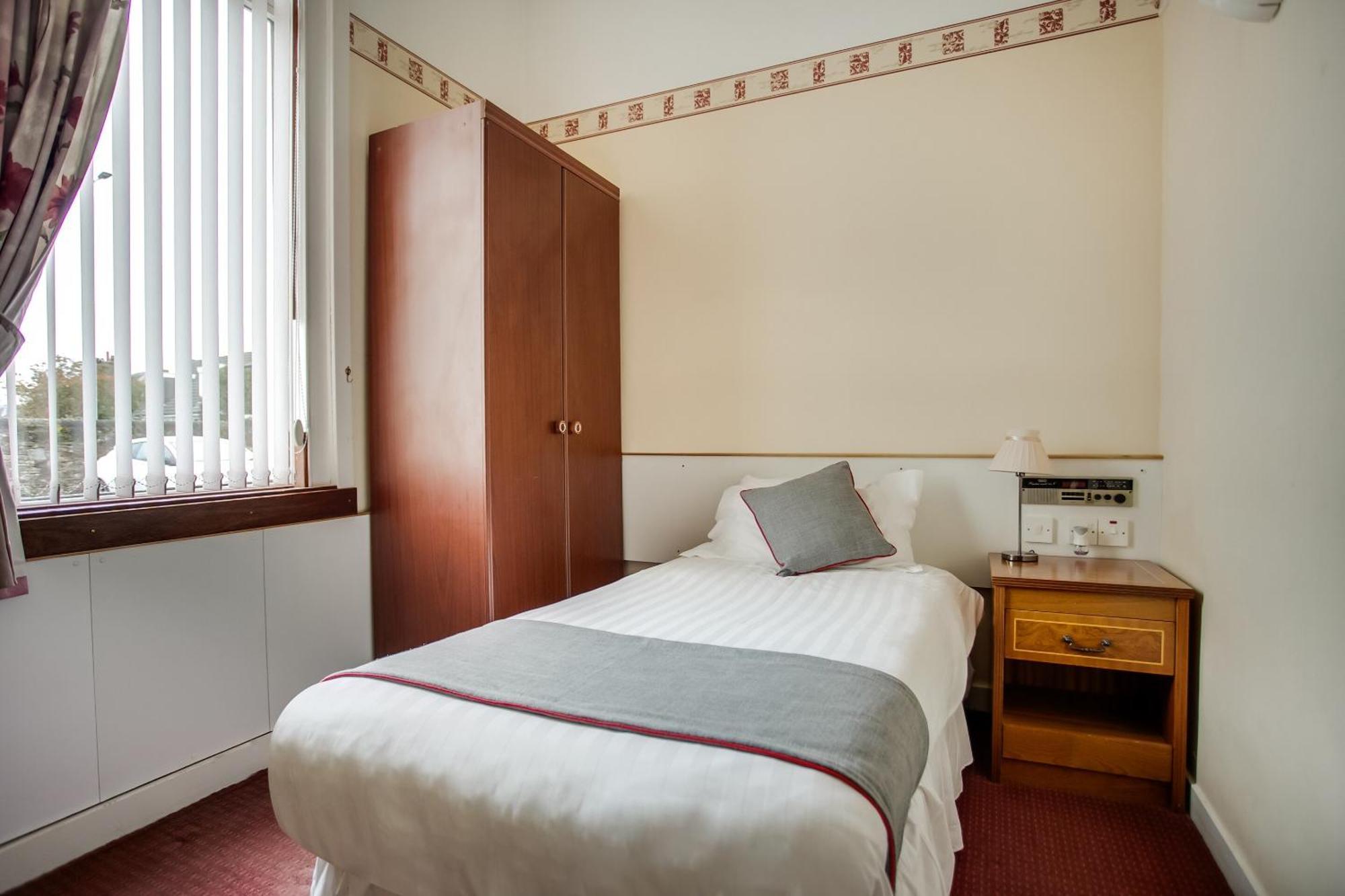 Oyo Glenpark Hotel, Ayr Central Екстериор снимка